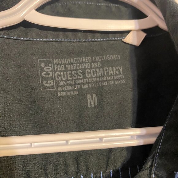 Guess Dress Shirt Embroidered TAGGED M - Picture 3 of 5
